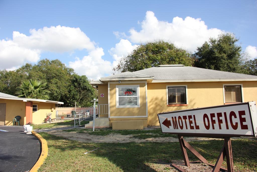 Prince Of Wales Motel Lake Wales Buitenkant foto