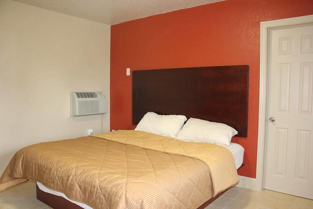 Prince Of Wales Motel Lake Wales Buitenkant foto